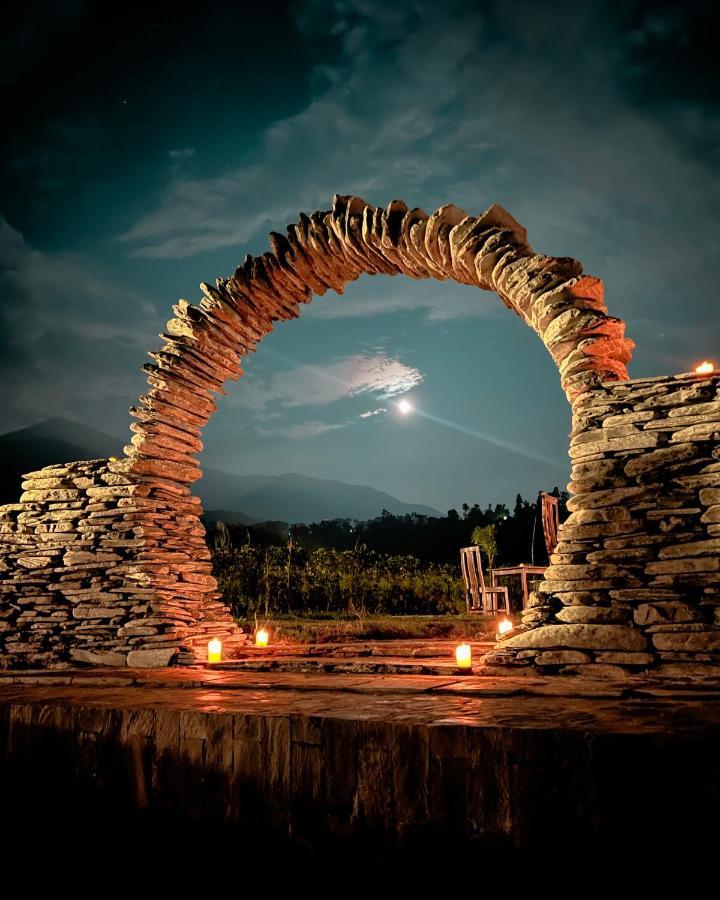 קנגרה Osho Himalayas Wellness Resort מראה חיצוני תמונה