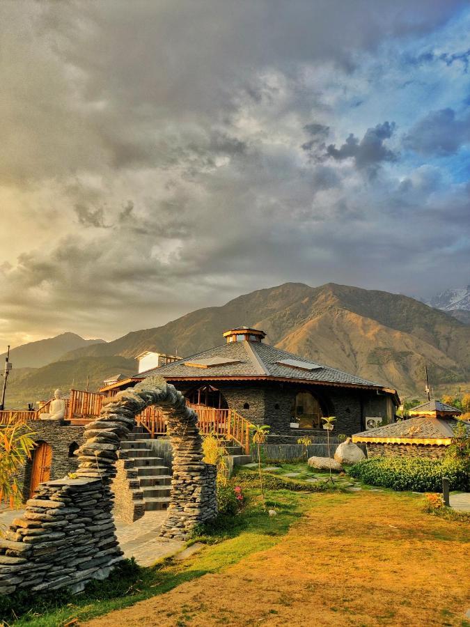קנגרה Osho Himalayas Wellness Resort מראה חיצוני תמונה