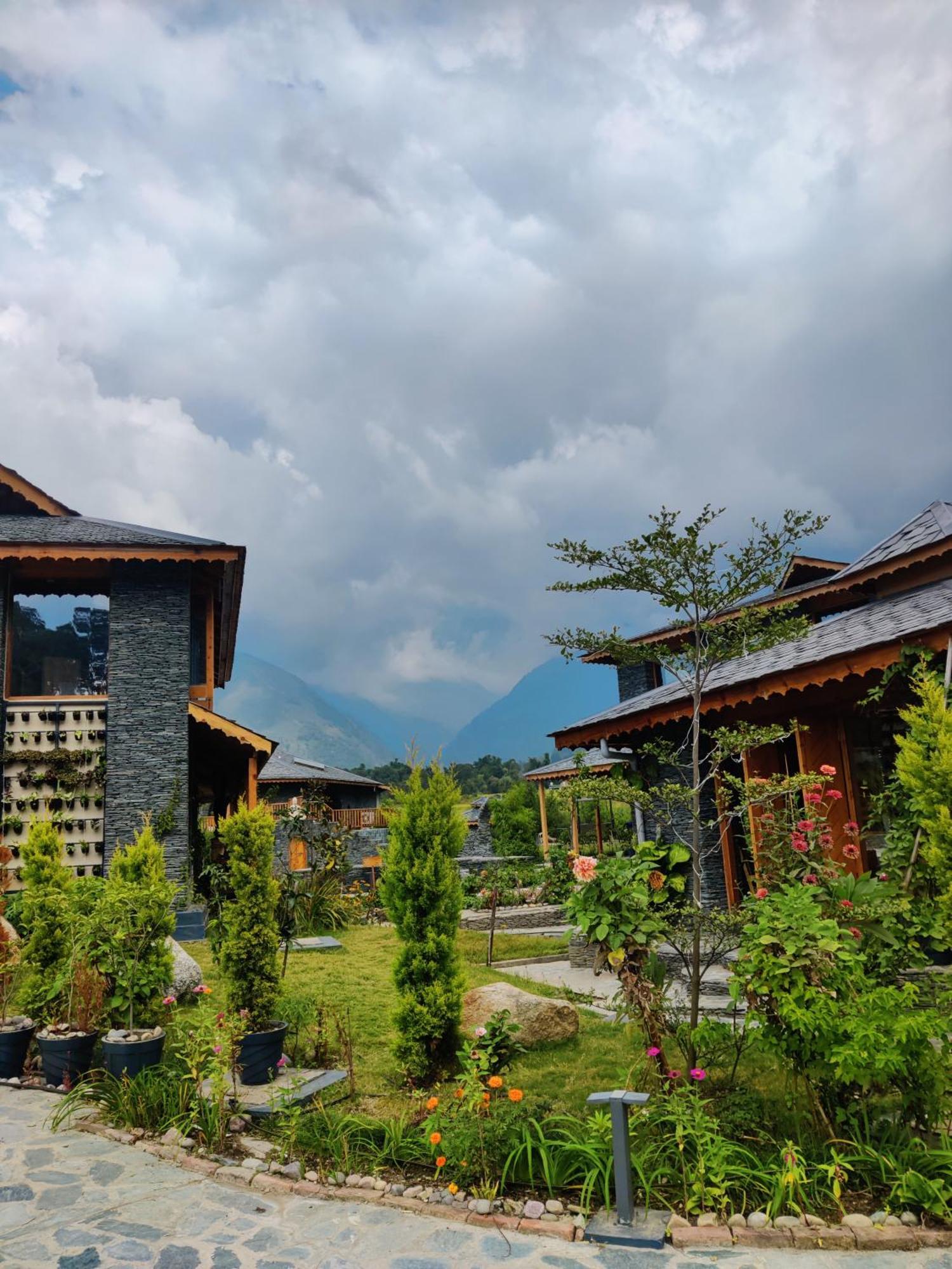 קנגרה Osho Himalayas Wellness Resort מראה חיצוני תמונה