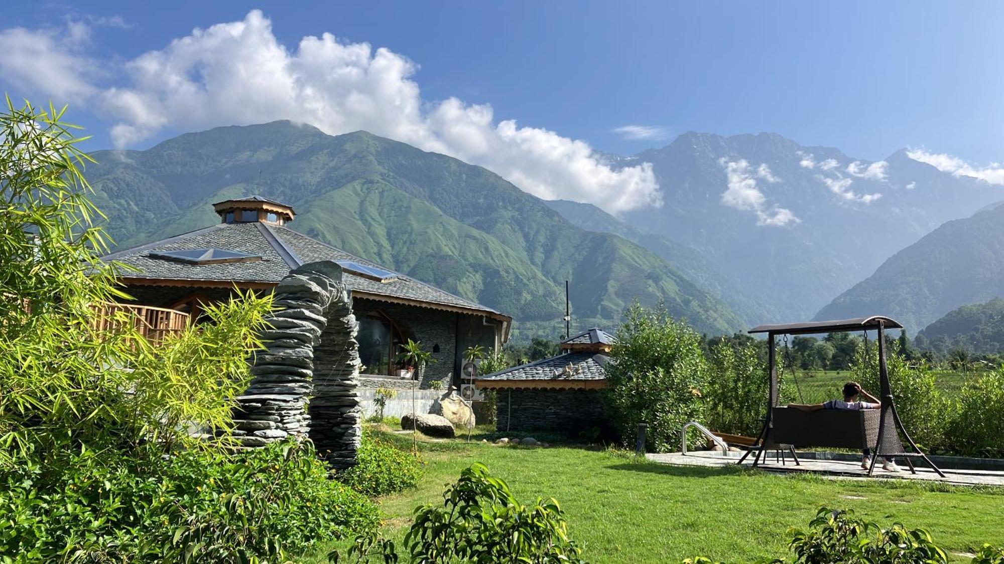 קנגרה Osho Himalayas Wellness Resort מראה חיצוני תמונה